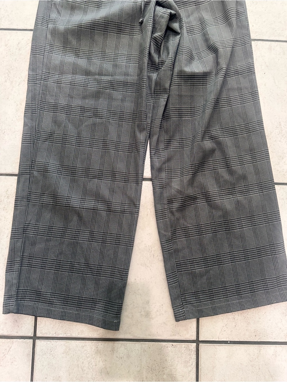 Gap mid rise twill Gray Plaid Wide-Leg Drawstring Pants petite small - Picture 4 of 10